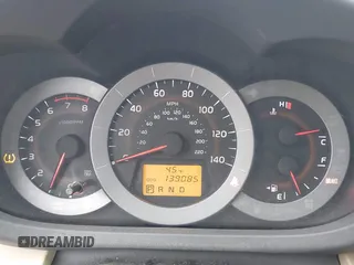 2010 Toyota RAV4 Limited z VIN 2T3DF4DVXAW046218, wystawiony jako IAAI lot #41973168 z przebiegiem 139 085 mil mil oraz . Historia ofert i sprzedaży dostępna na DreamBid. Obrazek 7.