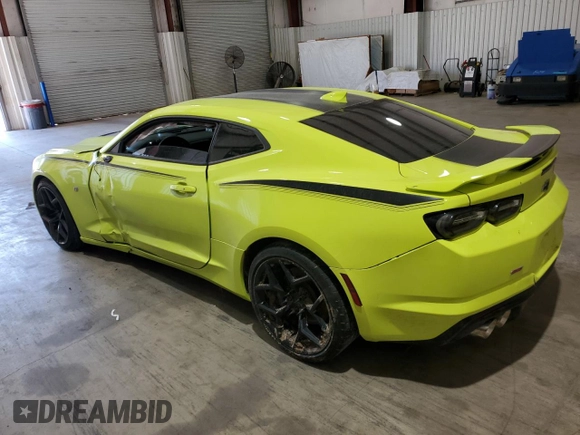 2019 Chevrolet Camaro 1SS z VIN 1G1FF1R7XK0144813, wystawiony jako Copart lot #49636735 z przebiegiem 51 604 mil mil oraz Szkoda całkowita • Salvage title. Historia ofert i sprzedaży dostępna na DreamBid. Obrazek 2.