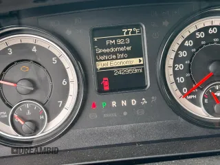 2001 Ford F-150 XLT с VIN 1FTRW07L11KF90642, выставлен на аукционе Copart как лот 64489205 с пробегом 242 959 миль миль и Списание • Salvage title. История ставок и продаж доступна на DreamBid. Изображение 8.