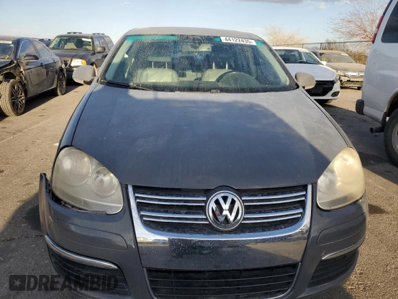 2005 Volkswagen Jetta 2.5L с VIN 3VWDF71K75M640121, выставлен на аукционе Copart как лот 44122435 с пробегом 208 587 миль миль и Списание • Salvage title. История ставок и продаж доступна на DreamBid. Изображение 5.