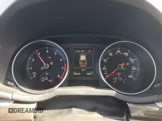 2017 Volkswagen Passat SE z VIN 1VWGT7A35HC078899, wystawiony jako Copart lot #55057695 z przebiegiem 45 620 mil mil oraz Szkoda całkowita • Salvage title. Historia ofert i sprzedaży dostępna na DreamBid. Obrazek 9.