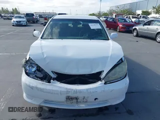 2006 Toyota Camry STD z VIN 4T1BE32KX6U671991, wystawiony jako IAAI lot #42348331 z przebiegiem 178 130 mil mil oraz . Historia ofert i sprzedaży dostępna na DreamBid. Obrazek 12.