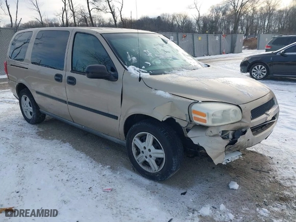 2005 Chevrolet Uplander with VIN 1GNDV03L65D206827, listed as a IAAI auction lot 41394470 with NaN miles. Bid and sale history available at carsss.com. Image 1.