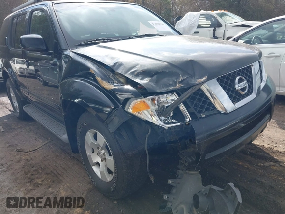 2005 Nissan Pathfinder SE with VIN 5N1AR18U55C763236, listed as a IAAI auction lot 41503166 with 330,351 mi miles. Bid and sale history available at carsss.com. Image 6.