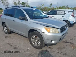 2007 Toyota RAV4 with VIN JTMZK33V475010697, listed as a IAAI auction lot 41719454 with 177,766 mi miles. Bid and sale history available at carsss.com. Image 1.