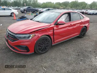 2019 Volkswagen Jetta GLI S z VIN 3VW5T7BU5KM148082, wystawiony jako Copart lot #56562505 z przebiegiem 100 026 mil mil oraz Szkody całkowita. Historia ofert i sprzedaży dostępna na DreamBid. Obrazek 1.