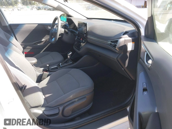 2020 Hyundai Ioniq Blue with VIN KMHC65LCXLU242673, listed as a IAAI auction lot 42033374 with 49,345 mi miles and . Bid and sale history available at DreamBid. Image 5.