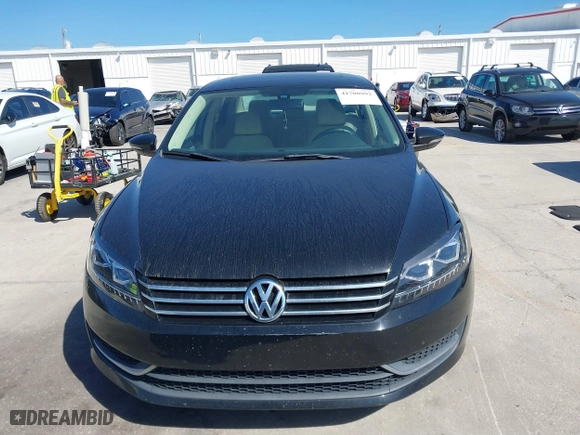 2012 Volkswagen Passat SE w/Sunroof with VIN 1VWBH7A38CC063186, listed as a IAAI auction lot 41700992 with 151,454 mi miles. Bid and sale history available at carsss.com. Image 12.