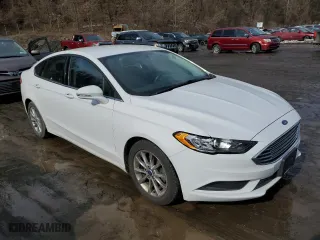 2017 Ford Fusion SE with VIN 3FA6P0H71HR118325, listed as a Copart auction lot 46301905 with 133,900 mi miles and Salvage Title. Bid and sale history available at carsss.com. Image 4.