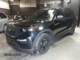 2023 Ford Explorer XLT with VIN 1FMSK8DHXPGC42017, listed as a IAAI auction lot 42009972 with 16,945 mi miles and . Bid and sale history available at DreamBid. Image 19.