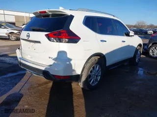 2019 Nissan Rogue SL with VIN 5N1AT2MT1KC719153, listed as a IAAI auction lot 41568841 with 106,889 mi miles. Bid and sale history available at carsss.com. Image 4.
