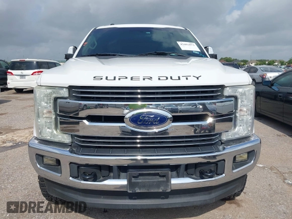 2017 Ford F-250 Lariat z VIN 1FT7W2B68HEC85264, wystawiony jako IAAI lot #42493873 z przebiegiem 185 868 mil mil oraz . Historia ofert i sprzedaży dostępna na DreamBid. Obrazek 12.