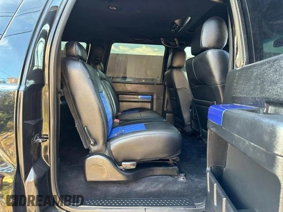 2004 Ford Excursion Eddie Bauer with VIN 1FMSU45P14EA06923, listed as a Copart auction lot 52830855 with 186,217 mi miles and Clean Title. Bid and sale history available at DreamBid. Image 12.