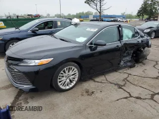 2018 Toyota Camry LE with VIN 4T1B11HK6JU128668, listed as a Copart auction lot 57901185 with 40,242 mi miles and Salvage title. Bid and sale history available at DreamBid. Image 1.