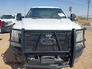 2017 Ford F-250 XLT с VIN 1FT7X2B69HEB92248, выставлен на аукционе IAAI как лот 42256809 с пробегом 128 110 миль миль и . История ставок и продаж доступна на DreamBid. Изображение 12.