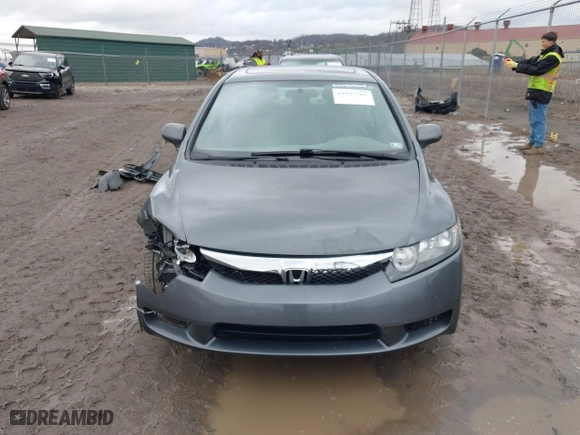 2010 Honda Civic Sdn EX with VIN 19XFA1F8XAE087229, listed as a IAAI auction lot 41917765 with 149,705 mi miles. Bid and sale history available at carsss.com. Image 13.