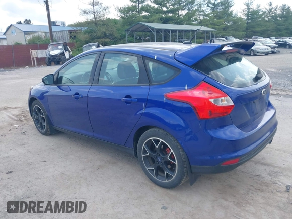 2013 Ford Focus SE with VIN 1FADP3K20DL240558, listed as a IAAI auction lot 42125088 with 261,358 mi miles and . Bid and sale history available at carsss.com. Image 3.