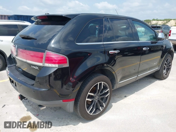 2010 Lincoln MKX with VIN 2LMDJ6JC1ABJ25938, listed as a IAAI auction lot 42074273 with 261,829 mi miles. Bid and sale history available at carsss.com. Image 4.