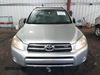 2008 Toyota RAV4 Ltd with VIN JTMBK31V186039266, listed as a IAAI auction lot 41892985 with 174,827 mi miles. Bid and sale history available at carsss.com. Image 12.