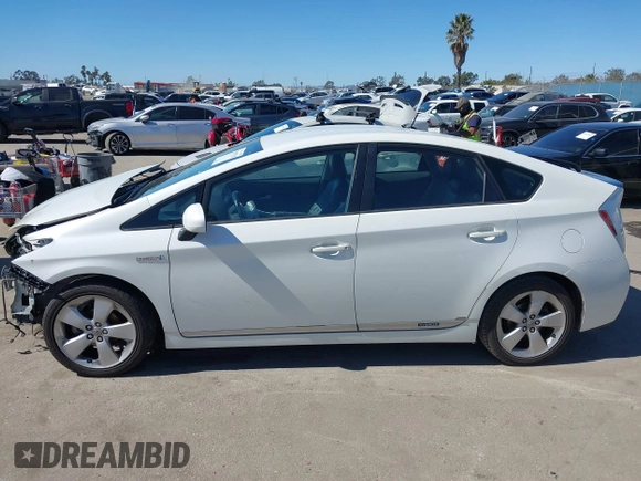 2010 Toyota Prius II with VIN JTDKN3DU1A5181302, listed as a IAAI auction lot 41657292 with 200,485 mi miles. Bid and sale history available at carsss.com. Image 15.