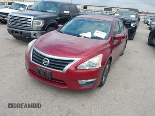 2015 Nissan Altima S with VIN 1N4AL3AP2FC597853, listed as a IAAI auction lot 41915141 with 85,148 mi miles and . Bid and sale history available at DreamBid. Image 2.