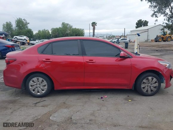 2018 Kia Rio LX with VIN 3KPA24AB5JE074366, listed as a IAAI auction lot 42079091 with 135,755 mi miles. Bid and sale history available at carsss.com. Image 13.