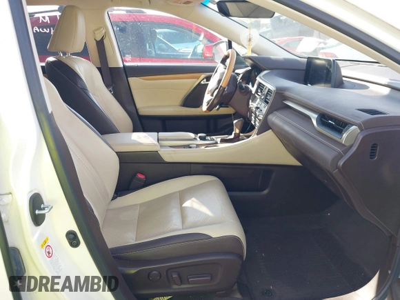 2018 Lexus RX with VIN JTJGZKCA9J2000733, listed as a IAAI auction lot 41147392 with 62,161 mi miles. Bid and sale history available at carsss.com. Image 5.