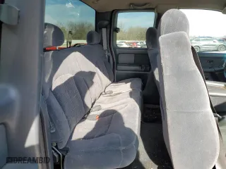 2002 Chevrolet Silverado 1500 LT with VIN 2GCEC19TX21252006, listed as a Copart auction lot 84839084 with 198,778 mi miles and Salvage Title. Bid and sale history available at carsss.com. Image 10.