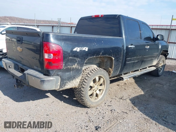 2013 Chevrolet Silverado 1500 LT with VIN 3GCPKSE76DG123345, listed as a IAAI auction lot 40983382 with 232,450 mi miles and . Bid and sale history available at DreamBid. Image 4.