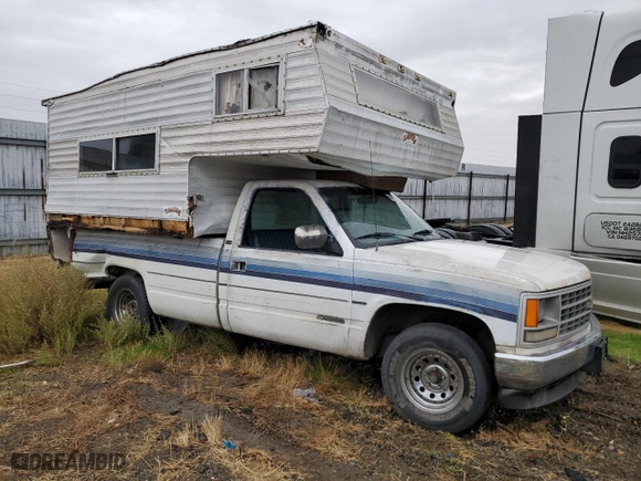 1988 Chevrolet Pickup with VIN 2GCDC14H9J1109058, listed as a Copart auction lot 81610434 with 156,481 mi miles and Salvage Title. Bid and sale history available at carsss.com. Image 4.