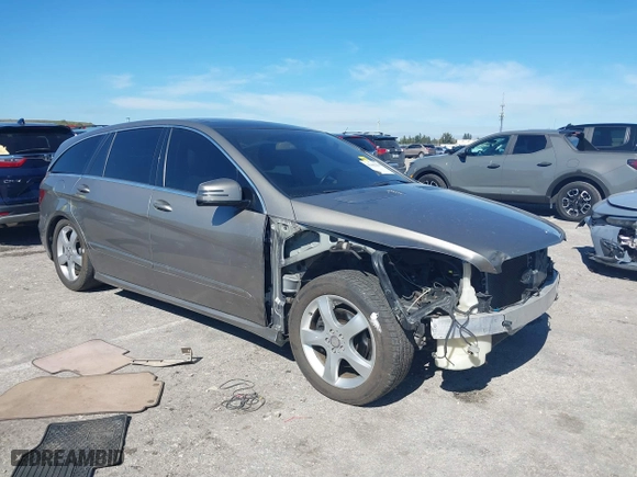 2012 Mercedes-Benz R-Class R 350 with VIN 4JGCB5HEXCA146176, listed as a IAAI auction lot 41442159 with 120,922 mi miles. Bid and sale history available at carsss.com. Image 1.