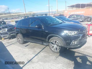 2019 Mitsubishi Outlander ES z VIN JA4AP3AU7KU021503, wystawiony jako IAAI lot #42244327 z przebiegiem 86 540 mil mil oraz . Historia ofert i sprzedaży dostępna na DreamBid. Obrazek 1.