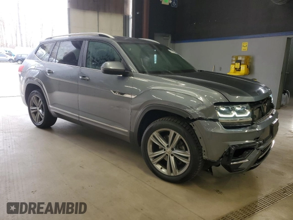2018 Volkswagen Atlas SE with VIN 1V2PR2CA0JC584208, listed as a Copart auction lot 89381795 with 149,566 mi miles and Salvage title. Bid and sale history available at DreamBid. Image 4.