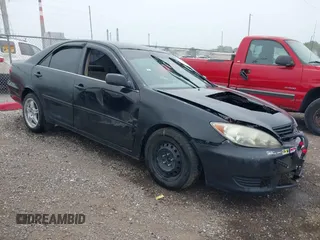 2005 Toyota Camry STD с VIN 4T1BE32K75U098126, выставлен на аукционе IAAI как лот 42418311 с пробегом 328 753 миль миль и . История ставок и продаж доступна на DreamBid. Изображение 1.