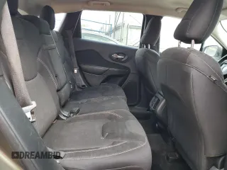 2015 Jeep Cherokee Latitude with VIN 1C4PJMCS7FW636386, listed as a Copart auction lot 75179484 with 169,815 mi miles and Non Repairable. Bid and sale history available at DreamBid. Image 11.