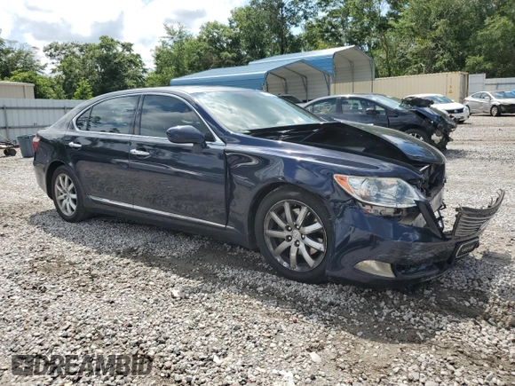 2009 Lexus LS 460 L z VIN JTHGL46FX95033546, wystawiony jako Copart lot #60038445 z przebiegiem 278 645 mil mil oraz Szkoda całkowita • Salvage title. Historia ofert i sprzedaży dostępna na DreamBid. Obrazek 4.