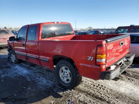 2000 Chevrolet Silverado 1500 LS with VIN 1GCEK19T6YZ271378, listed as a Copart auction lot 41887515 with 204,169 mi miles and Salvage Title. Bid and sale history available at carsss.com. Image 2.