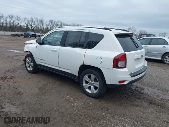 2014 Jeep Compass Latitude with VIN 1C4NJCEB8ED518193, listed as a IAAI auction lot 41957771 with 175,549 mi miles. Bid and sale history available at carsss.com. Image 3.