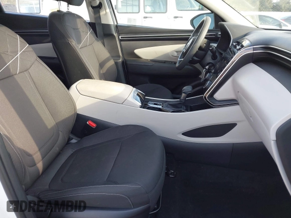 2024 Hyundai Tucson SE with VIN 5NMJACDE4RH333436, listed as a IAAI auction lot 41222699 with 15,002 mi miles. Bid and sale history available at carsss.com. Image 5.