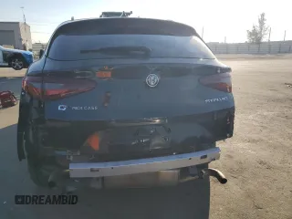 2022 Alfa Romeo Stelvio Sprint z VIN ZASPAKAN7N7D41824, wystawiony jako Copart lot #43214015 z przebiegiem 62 232 mil mil oraz Szkody całkowita. Historia ofert i sprzedaży dostępna na DreamBid. Obrazek 6.
