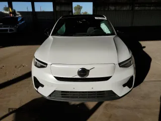 2023 Volvo C40 Recharge Pure Electric Core with VIN YV4ED3GK1P2038593, listed as a Copart auction lot 79875583 with 5,693 mi miles. Bid and sale history available at carsss.com. Image 5.