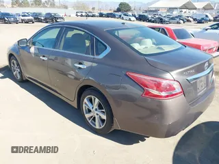 2013 Nissan Altima SV with VIN 1N4AL3APXDC233967, listed as a IAAI auction lot 41515998 with 65,666 mi miles and . Bid and sale history available at DreamBid. Image 3.