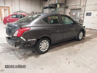 2015 Nissan Versa SV with VIN 3N1CN7AP6FL953216, listed as a IAAI auction lot 41718268 with 118,379 mi miles. Bid and sale history available at carsss.com. Image 4.