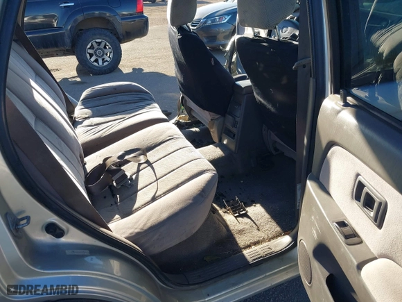 2001 Toyota 4Runner SR5 with VIN JT3HN86R010327920, listed as a IAAI auction lot 41676814 with 1 mi miles. Bid and sale history available at carsss.com. Image 8.