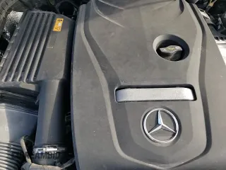 2018 Mercedes-Benz C 300 z VIN WDDWF4JB0JR392075, wystawiony jako Copart lot #67452305 z przebiegiem 136 633 mil mil oraz Szkoda całkowita • Salvage title. Historia ofert i sprzedaży dostępna na DreamBid. Obrazek 13.