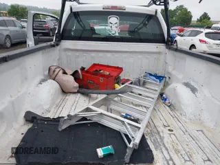 2010 Ford F-150 XL z VIN 1FTEX1CW4AFC14348, wystawiony jako IAAI lot #42381042 z przebiegiem Nie podano mil oraz . Historia ofert i sprzedaży dostępna na DreamBid. Obrazek 12.