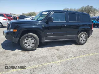 2016 Jeep Patriot Sport with VIN 1C4NJPBB4GD747727, listed as a Copart auction lot 57710175 with 61,464 mi miles and Salvage title. Bid and sale history available at DreamBid. Image 1.