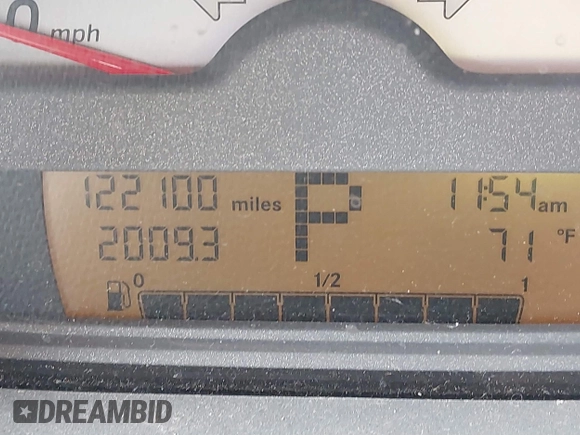 2008 Smart fortwo Pure with VIN WMEEJ31X38K201375, listed as a IAAI auction lot 41815885 with 122,100 mi miles and . Bid and sale history available at DreamBid. Image 15.