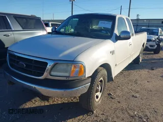 2001 Ford F-150 XL с VIN 1FTRX17W61KF65488, выставлен на аукционе IAAI как лот 40807535 с пробегом 298 274 миль миль и . История ставок и продаж доступна на DreamBid. Изображение 16.