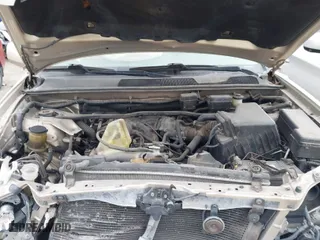 2006 Toyota Highlander w/3rd Row with VIN JTEDP21A560120381, listed as a IAAI auction lot 41077263 with 210,170 mi miles. Bid and sale history available at carsss.com. Image 10.